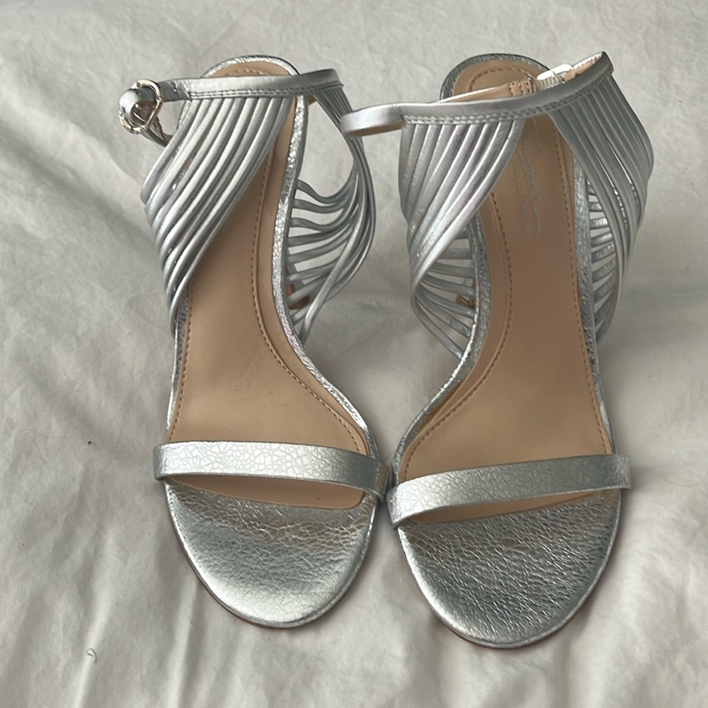 Imagine by Vince Camuto shoes - never worn size 6.5